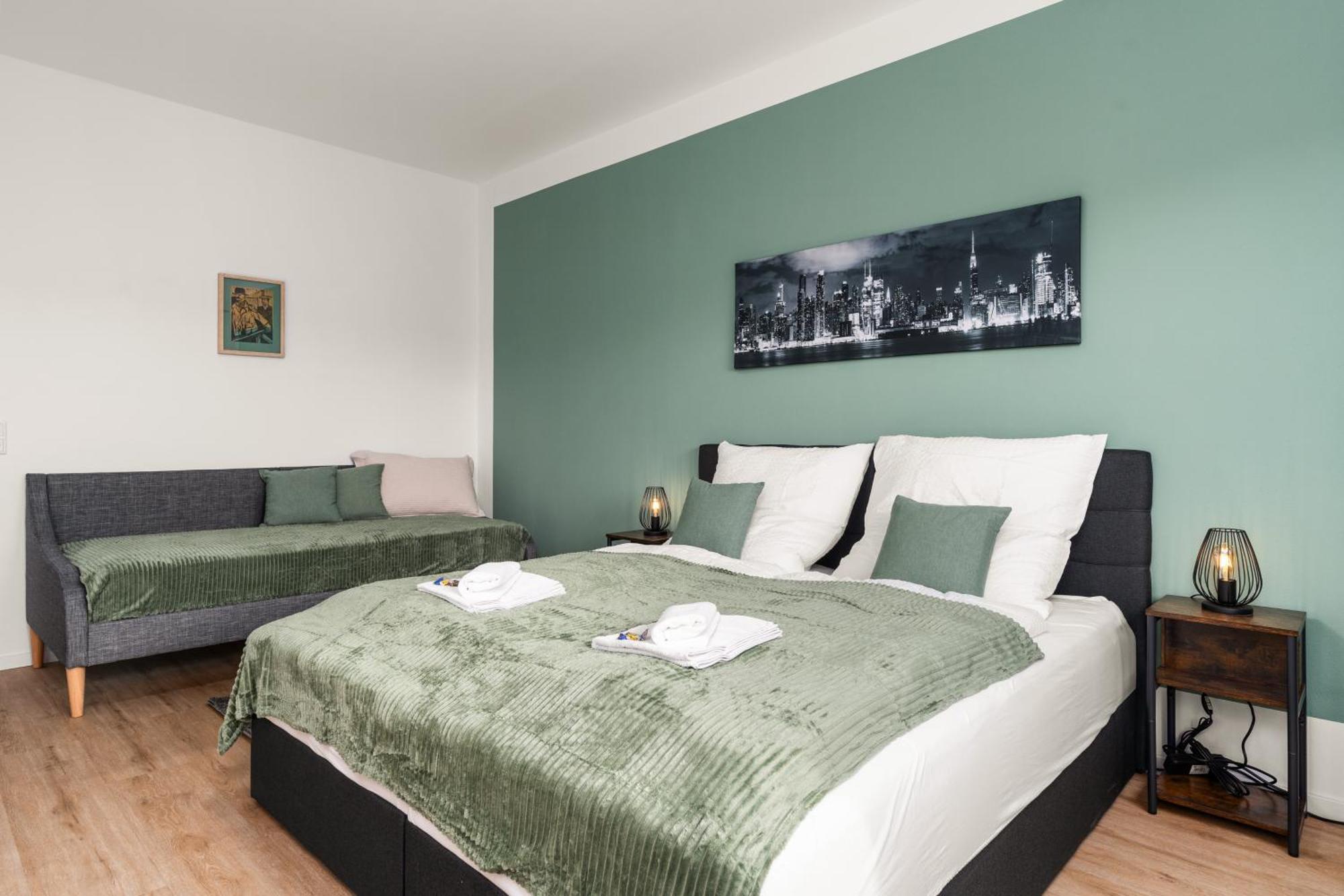 Homely-Apartment Manhattanart, Zentral, Parkplatz, Billard,Ps4, Dart, Balkon Билефелд Екстериор снимка